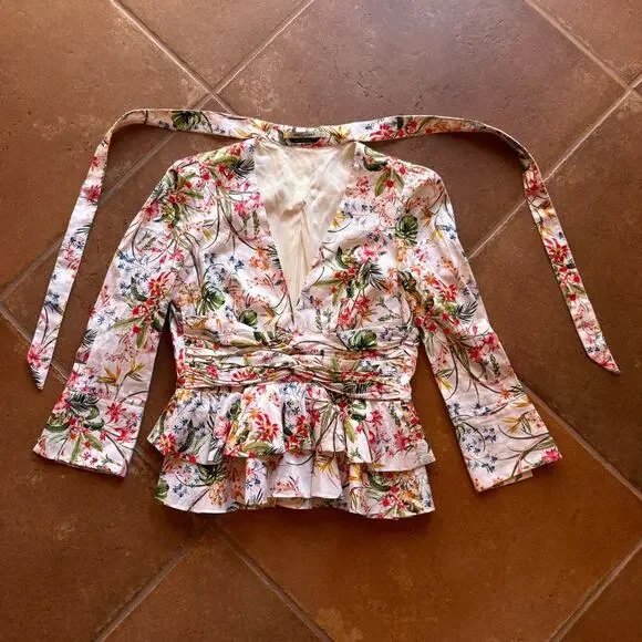 Hellessy Fitted Tie Front Floral Blouse with Ruffled Peplum Plunging V Neck s 2 - Picture 16 of 16